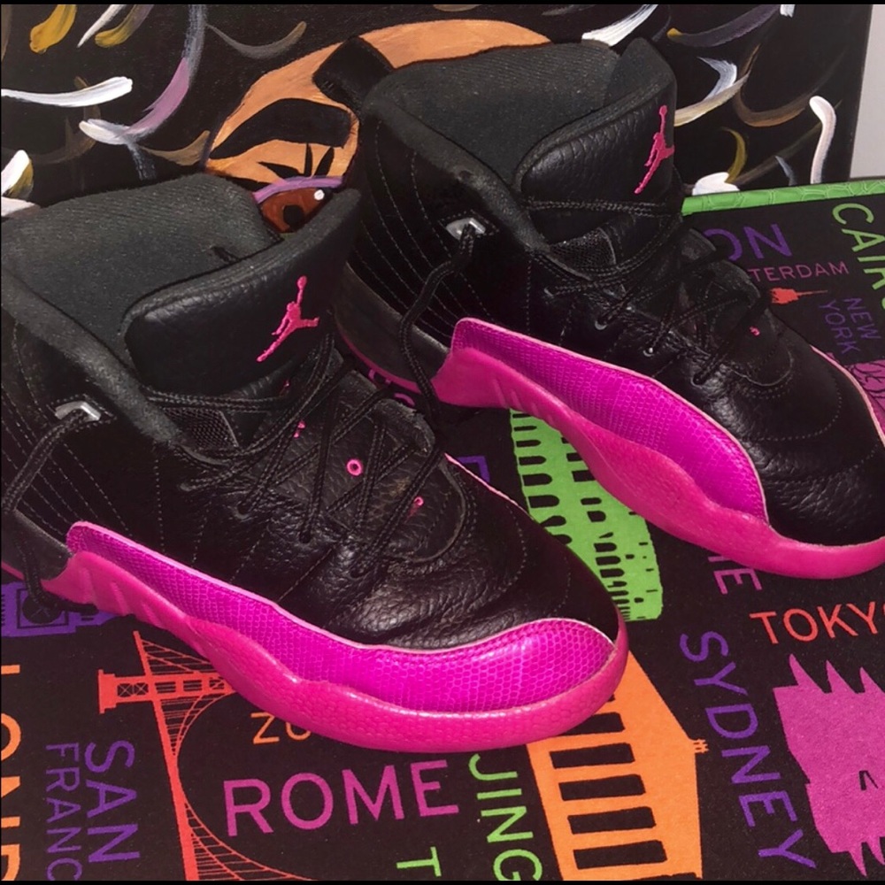 Girls NIKE Air Jordan’s Size 1Y